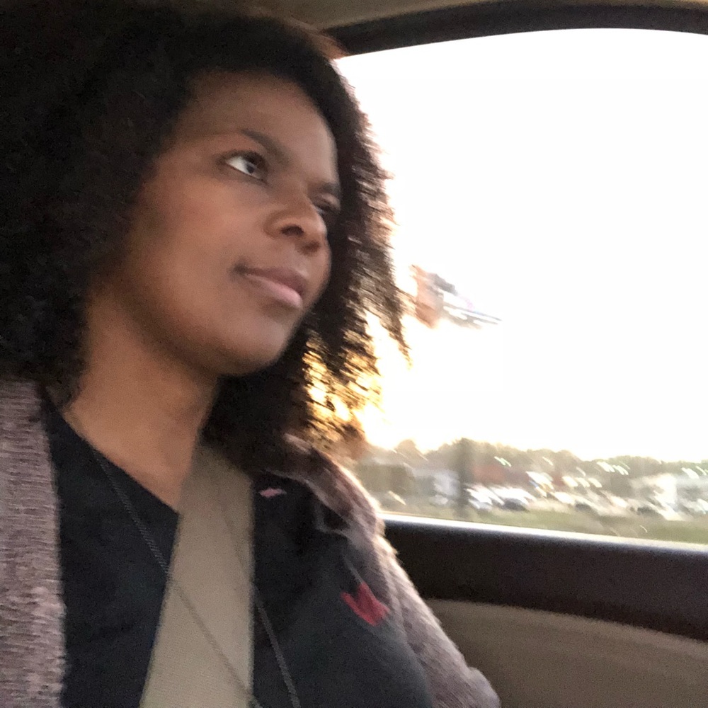 Meet your Posher, Crystal